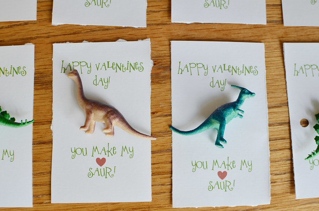 valentine dinosaurs3