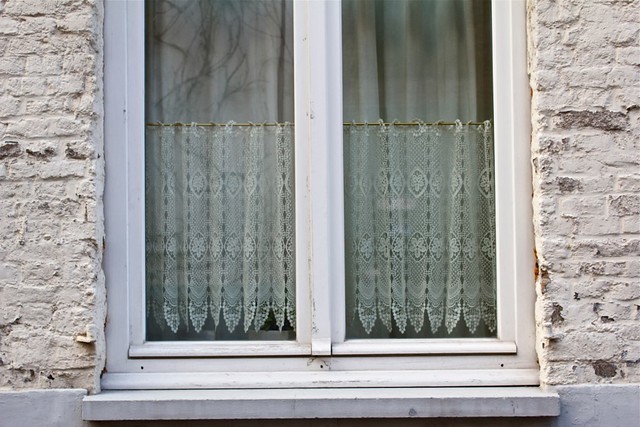 brugge window lace