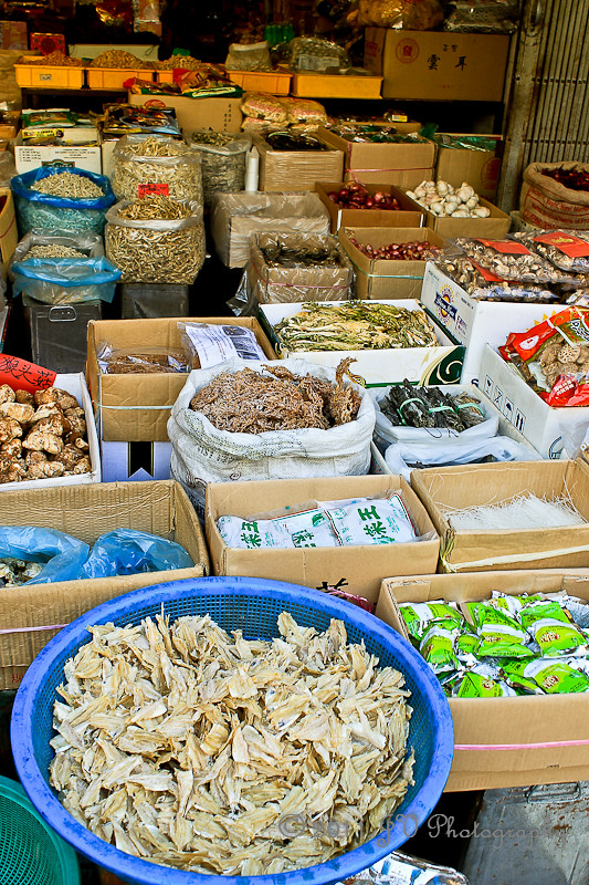 Abundance of Chinese dried foods