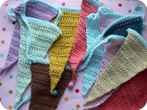Crocheted garland by lille-ursus