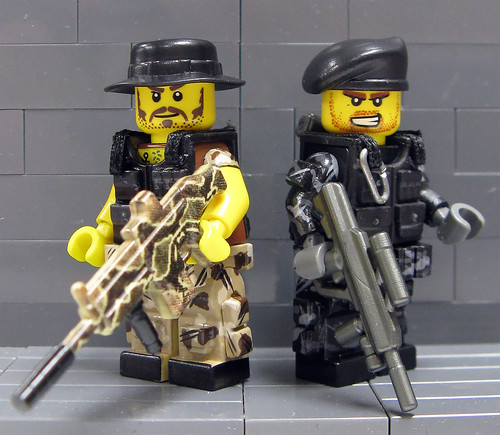 Family Bricks Brings in the Big Guns During a Visit to ToyWiz/BrickArsenal!