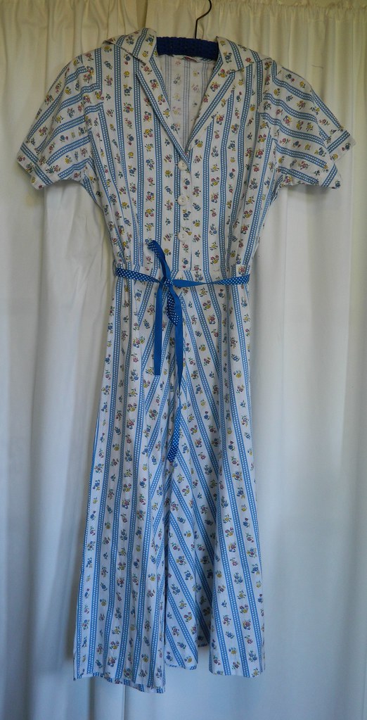 Vintage Dress from Two Squirrels