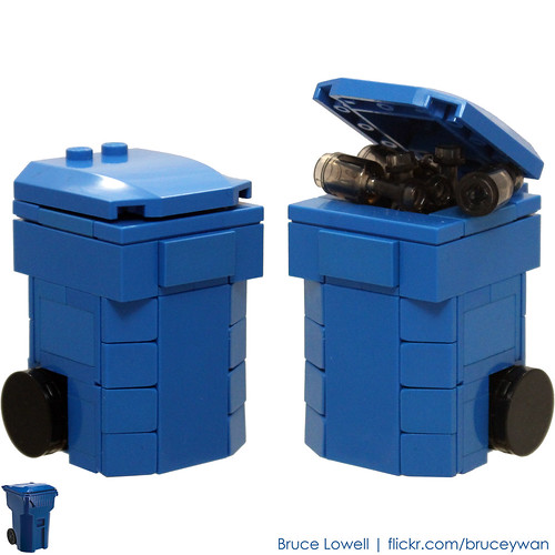 LEGO Recycling Bin
