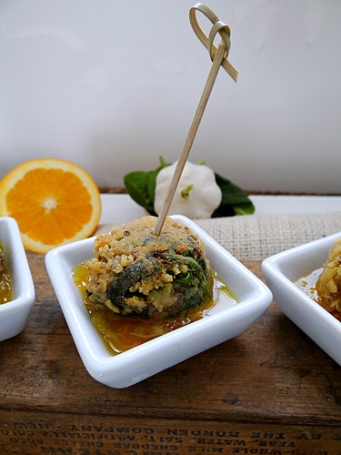 quinoa spinach bites  // gingered orange honey dipping sauce