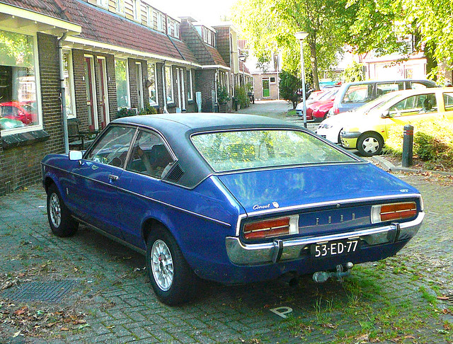 Ford Consul 2300 Coup 1974 Zaandam Zweedsestraat 072011