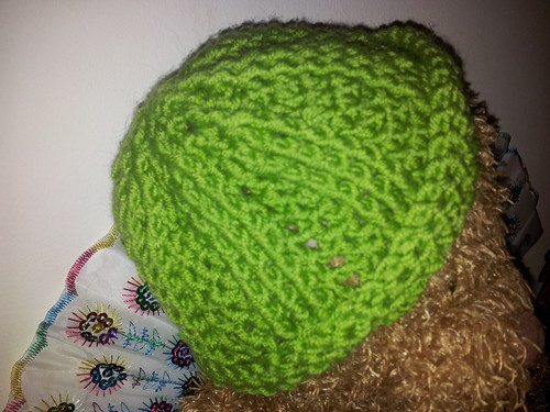 Ribbed crochet newborn baby hat