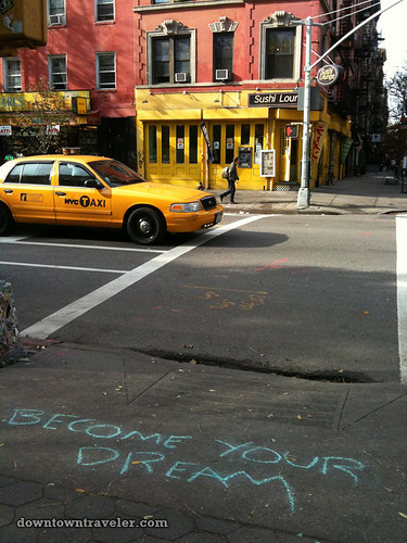 De la Vega chalk art in East Village_4