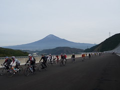 富士山を背景に走る@ふじのくにCYCLE FES.