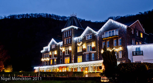 1000/661: 04 Dec 2011: Lodore Falls Hotel by nmonckton