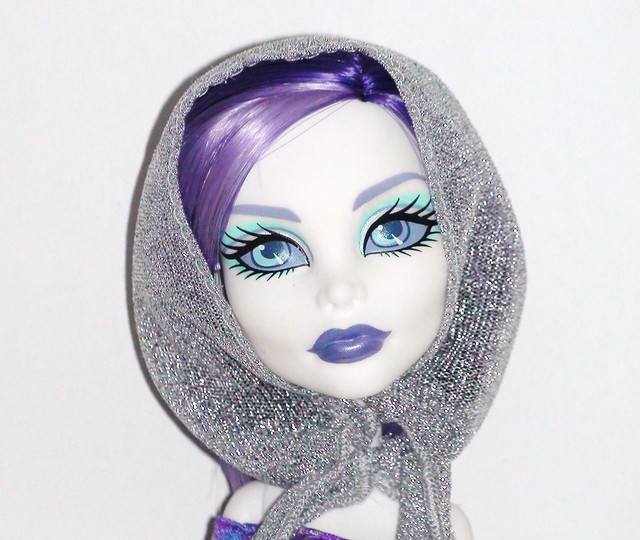 OH THOSE ICE BLUE EYES MONSTER HIGH SPECTRA I JUST LOVE SPECTRA D
