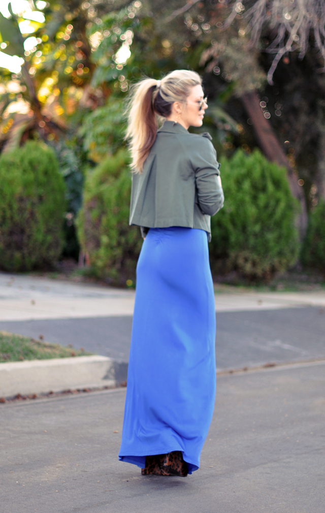 blue maxi dress  and  ponytail