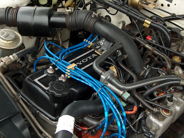 1980 Toyota Cressida sedan engine Fuelinjected 4ME SOHC 2563 cc
