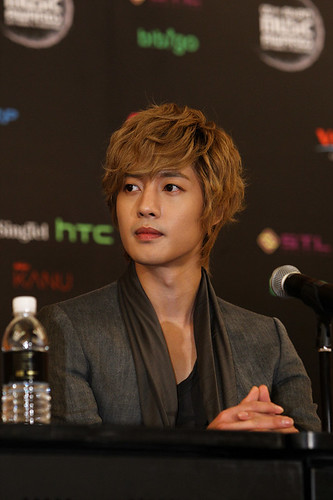 Kim Hyun Joong at MAMA Awards 2011 [111129]