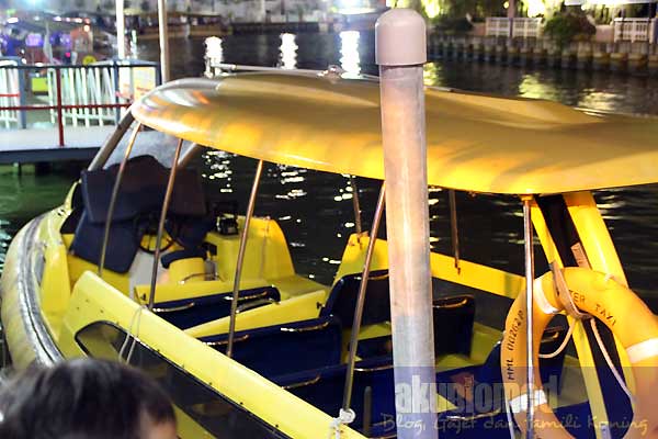 Bot teksi Melaka River Cruise
