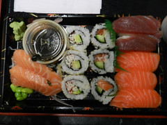 Kokoro Sushi Bento - bento tray