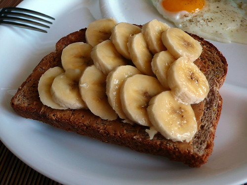 能令你輕鬆減磅的香蕉吐司  Fit & Lean Banana Toast by Think YUM!