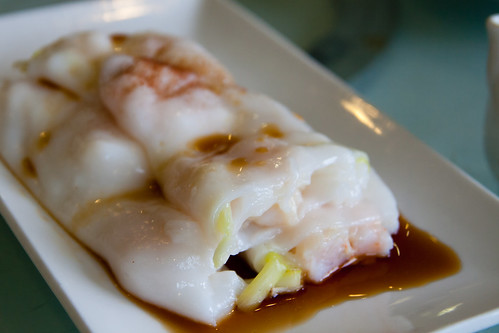 Steamed Rice Noodle Wrap with Jumbo Shrimp