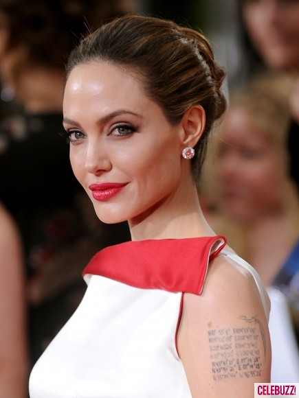 Angelina-Jolie-at-2012-Golden-Globes-6-435x580