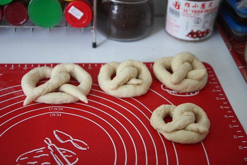making fat buttery pretzels