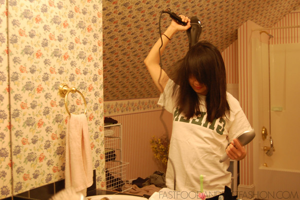drying hair with hana