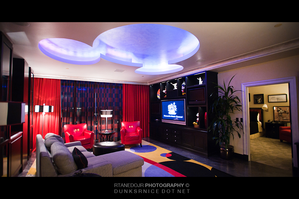 020 of 366 || Socal Day 001 - Mickey Mouse Penthouse Suite.