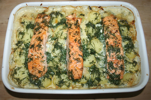 39 - Spitzkohlauflauf mit Lachs / Pointed cabbage casserole with salmon - Fertig gebacken