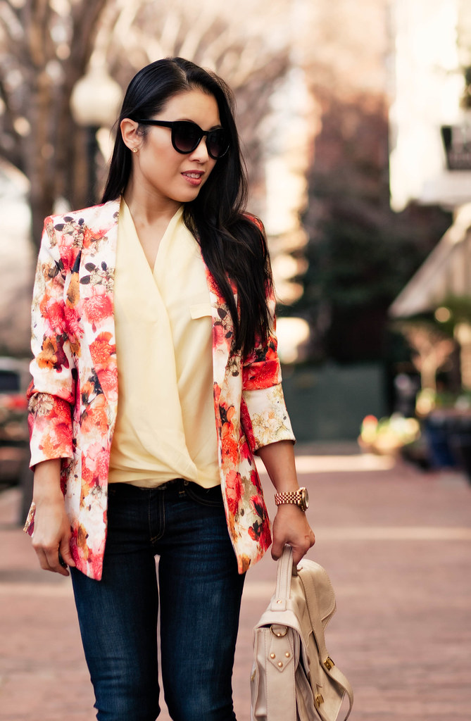 cute & little blog | petite fashion | spring floral yellow outfit | floral blazer, yellow surplice top, skinny jeans, nude pumps