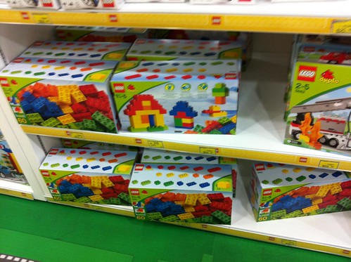 LEGO @ Toys R Us VivoCity