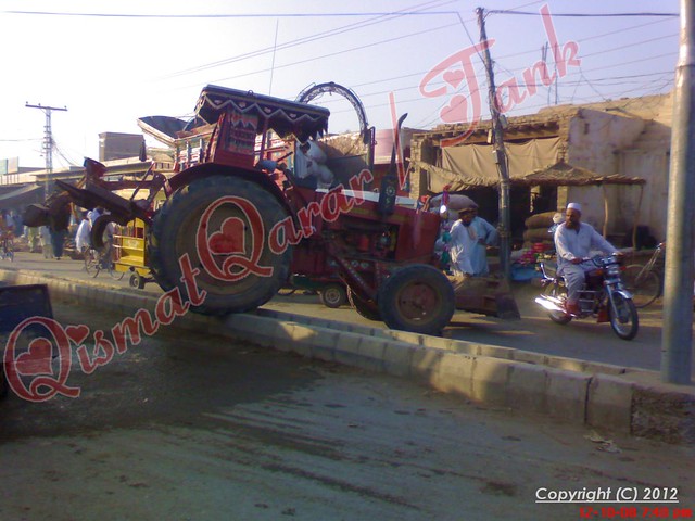 Funny tractor tank main bazaar sabzi mandi upload by Qismat Qarar (kpk ...