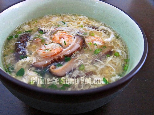 [Photo-Bowl of Egg Drop Soup with Shrimp and Cilantro]
