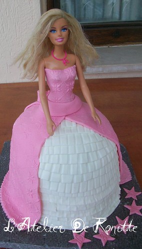 Barbie Doğumgünü Pastası by l'atelier de ronitte