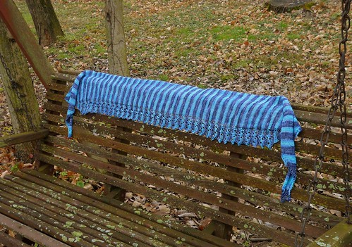 Long tip-to-tip sideways shawlette scarf garter stitch lace pattern