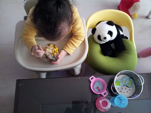 1010119  蕎安也準備了午餐給熊貓莉莉。