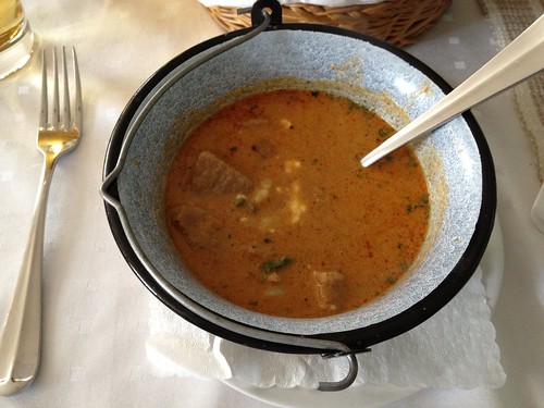 Puszta-Suppe / Puszta soup