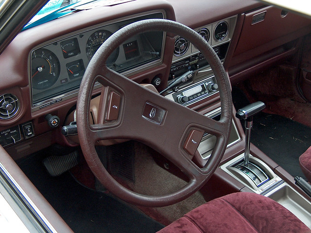 1980 Toyota Cressida sedan dash