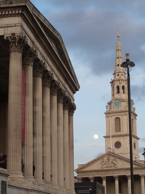 Waxing Gibbous Moon, Trafalgar Square