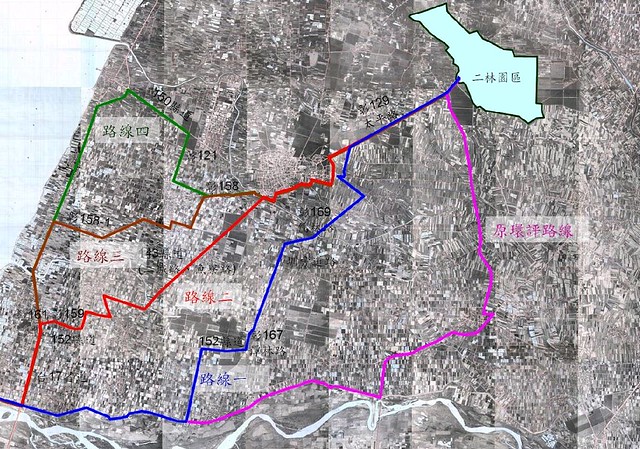 中科提出的4條廢水排放方案，藍線為主方案，最右邊紫色線是原環評通過方案。