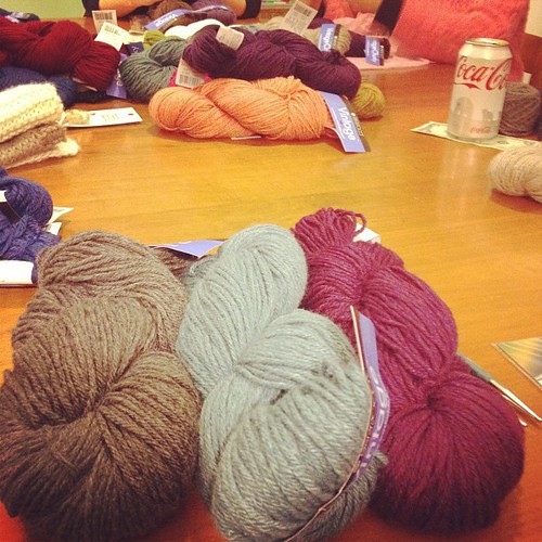 Beginning knitting class