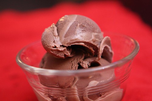Ronnybrook Raspberry Chocolate Truffle Ice Cream