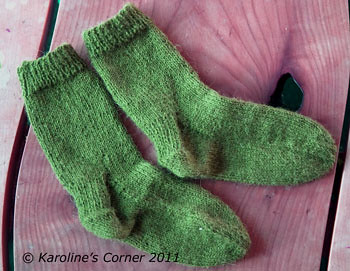 Finished-Flower-tot-socks