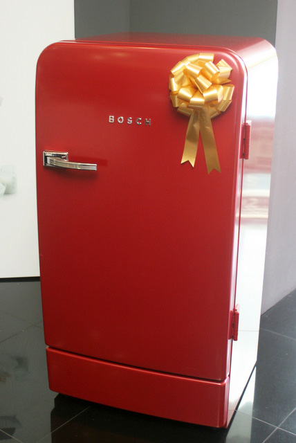 Bosch Classic Edition Refrigerator worth S$2,299.