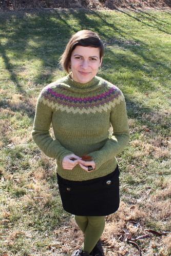 20111221. day #21: based on the Seamless Yoke Sweater by Elizabeth Zimmermann 