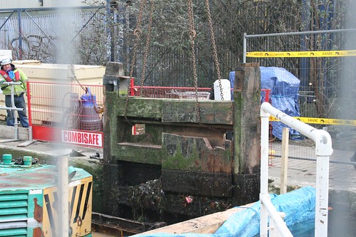 Lifting out the lock gate