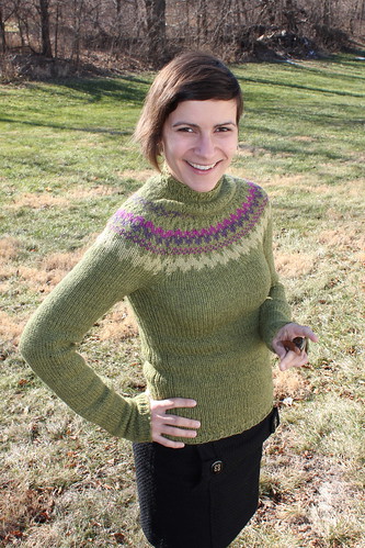 20111221. day #21: based on the Seamless Yoke Sweater by Elizabeth Zimmermann 