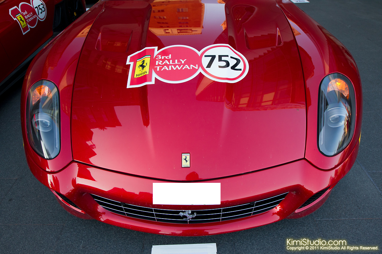 2011.10.28 Ferrari-044