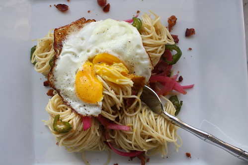 Pasta with bacon, jalapenos and fried egg