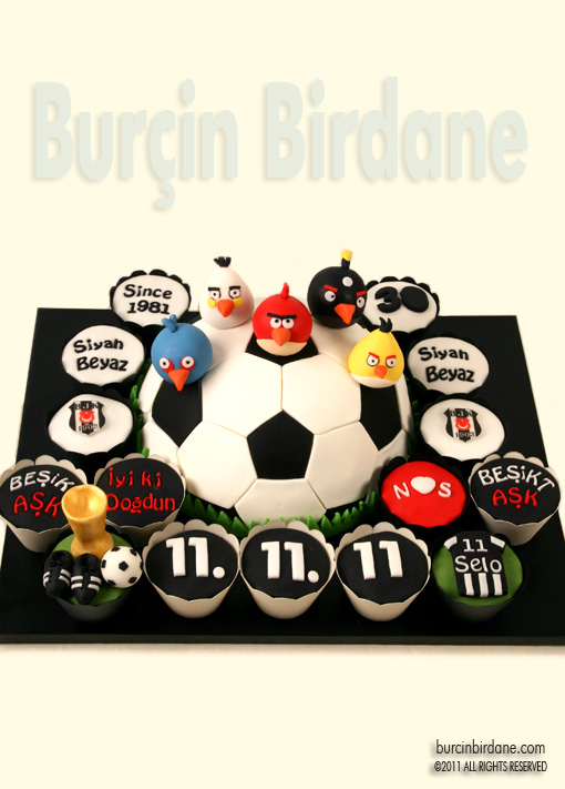 Angry Birds Futbol Pasta Cupcake