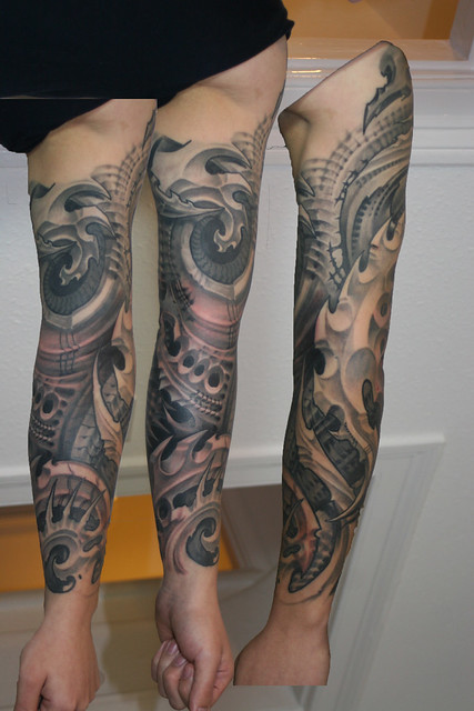 Biomechanic tattoo sleeve