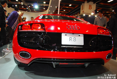 Audi R8(3)