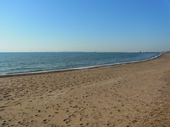 冬の砂浜